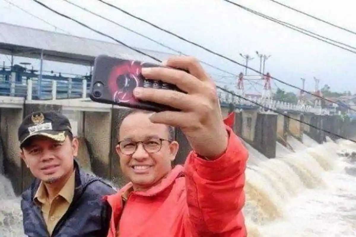 TERUNGKAP Foto Selfie Anies Baswedan Dikaitkan dengan Banjir, Inilah Fakta Sebenarnya