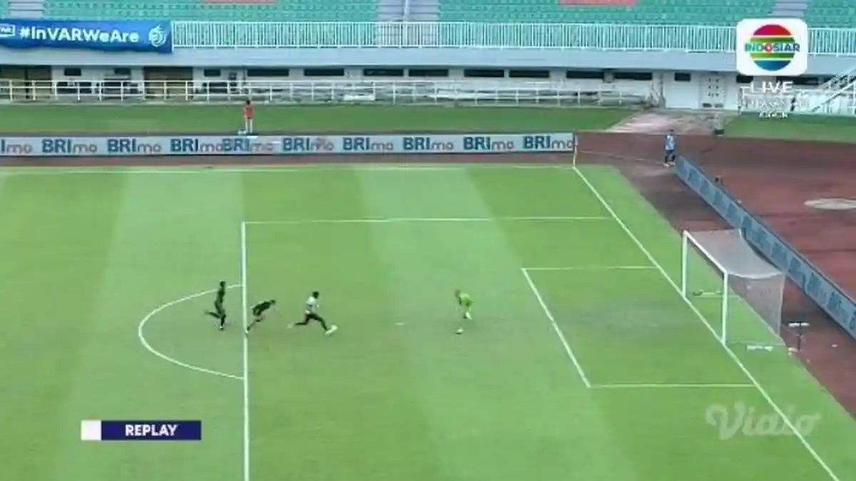 BREAKING NEWS Update Dewa United Vs PSM: VAR Kontras, Gol Balotelli Dianulir, Berikut Kronologinya