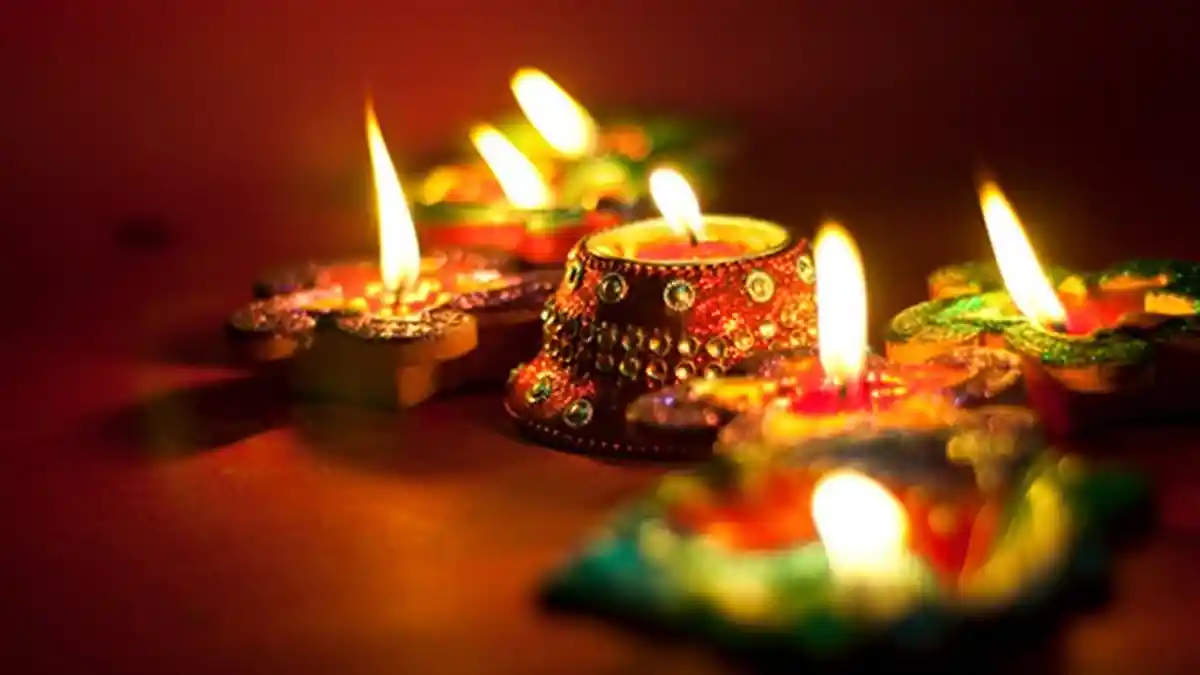 Hari Raya Dipawali Gubernur Bali Keluarkan Surat Edaran Hari Libur Fakultatif