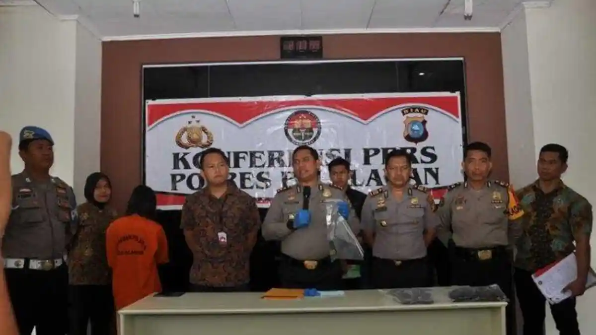 Pria Tewas Saat Pisahkan 2 Wanita Berkelahi, Leher Tertusuk Pecahan Botol