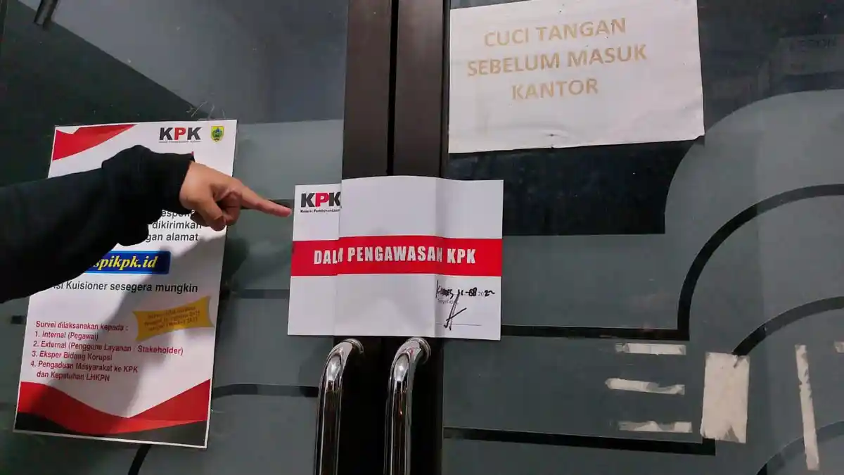 BREAKING NEWS: Dikabarkan, Bupati Pemalang Terjaring OTT KPK, Kantor Bupati Disegel