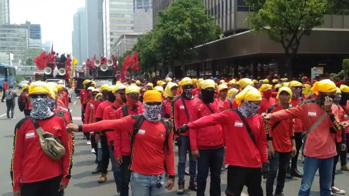 Massa Aksi Gerakan Indonesia Memanggil Siap Long March