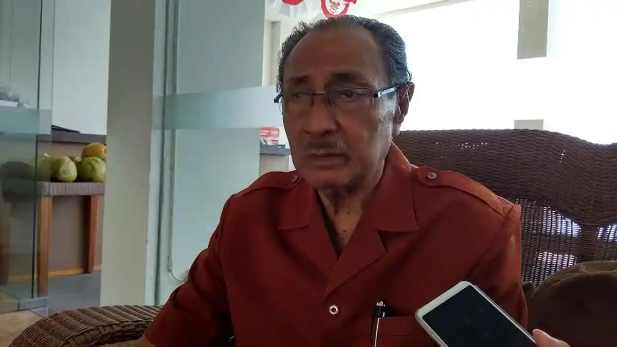 Simon Riwu Kaho : Kepsek Yang Langgar Prokes Covid-19 Harus di Sanksi