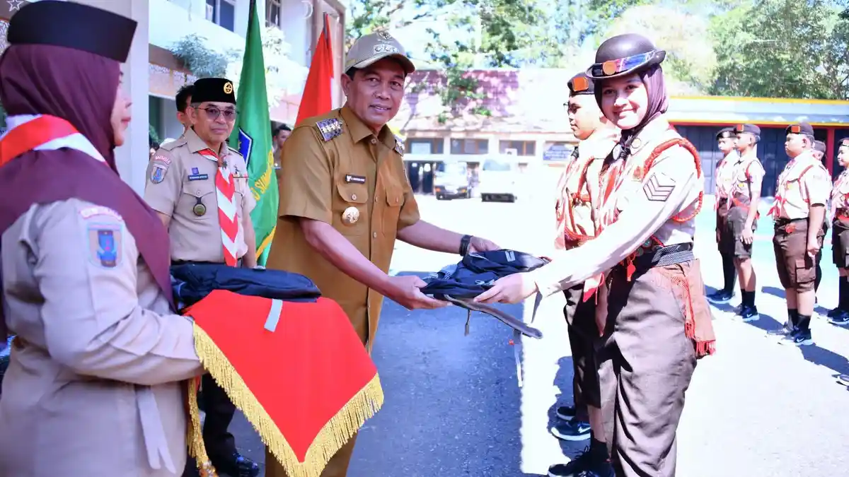 Lepas Kontingen Jamnas XII, Bupati HSS Pesan Jaga Nama Baik Daerah dan Jalin Persahabatan Nusantara - Banjarmasinpost.co.id