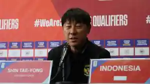 Shin-Tae-yong-Pelatih-Kepala-Timnas-Indonesia-saat-jumpa-pers-sebelum-laga-Filipina.jpg
