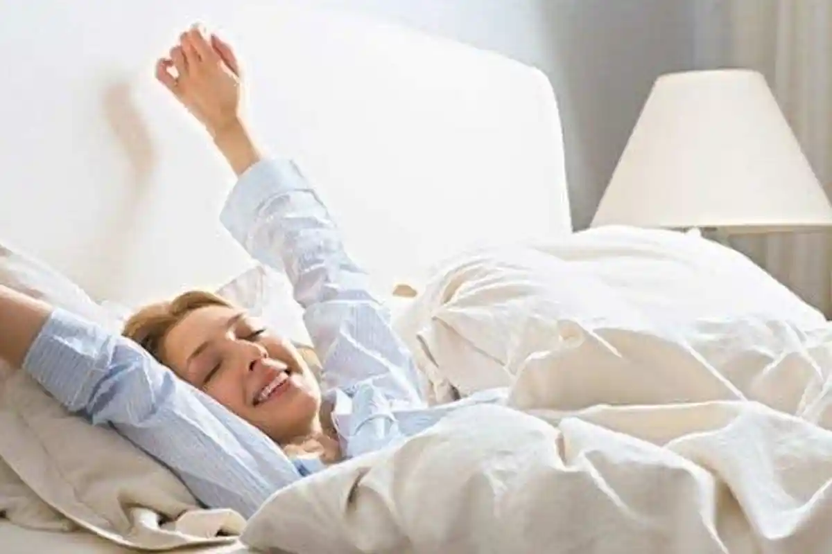 Adab Setelah Bangun Tidur yang Diajarkan Rasulullah SAW, Lengkap dengan Doa Bangun Tidur