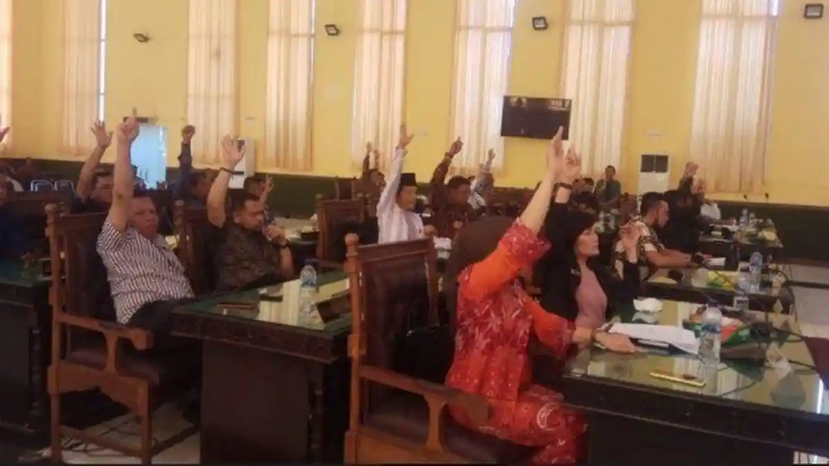 Dimakzulkan DPRD Pematangsiantar, Nasib Bupati Hefriansyah Noor Kini di Tangan MA