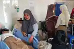 Diduga Keracunan MBG, 99 Siswa dan 13 Guru SMPN 1 Umbulsari Jember Diperiksa