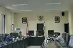 Bahas Isu Krusial di Daerah, DPRD Buru Gelar Rapat Lanjutan Antar Komisi