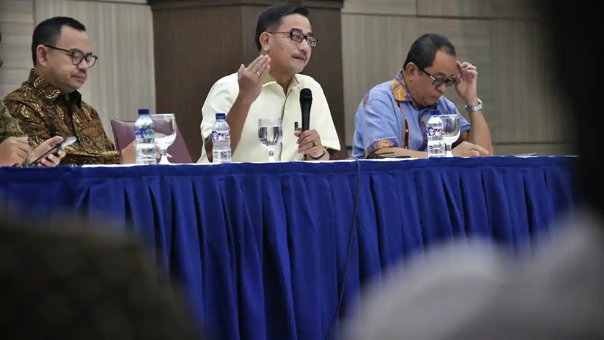 BPN: Biasanya Perusak Alat Peraga Kampanye Dia Dia Juga