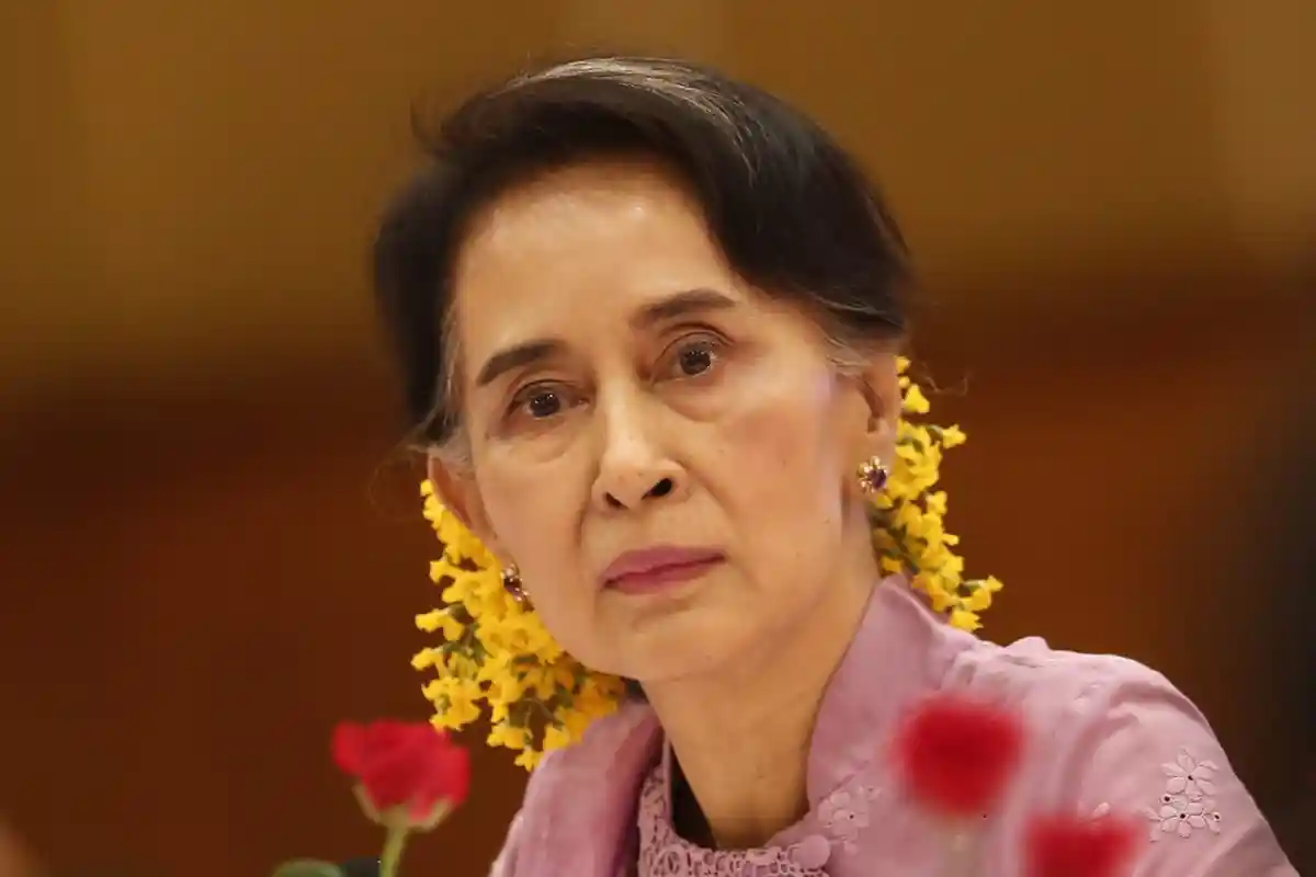 Banyak Dipertanyakan, Akankah Nobel Perdamaian Aung San Suu Kyi Dicabut?
