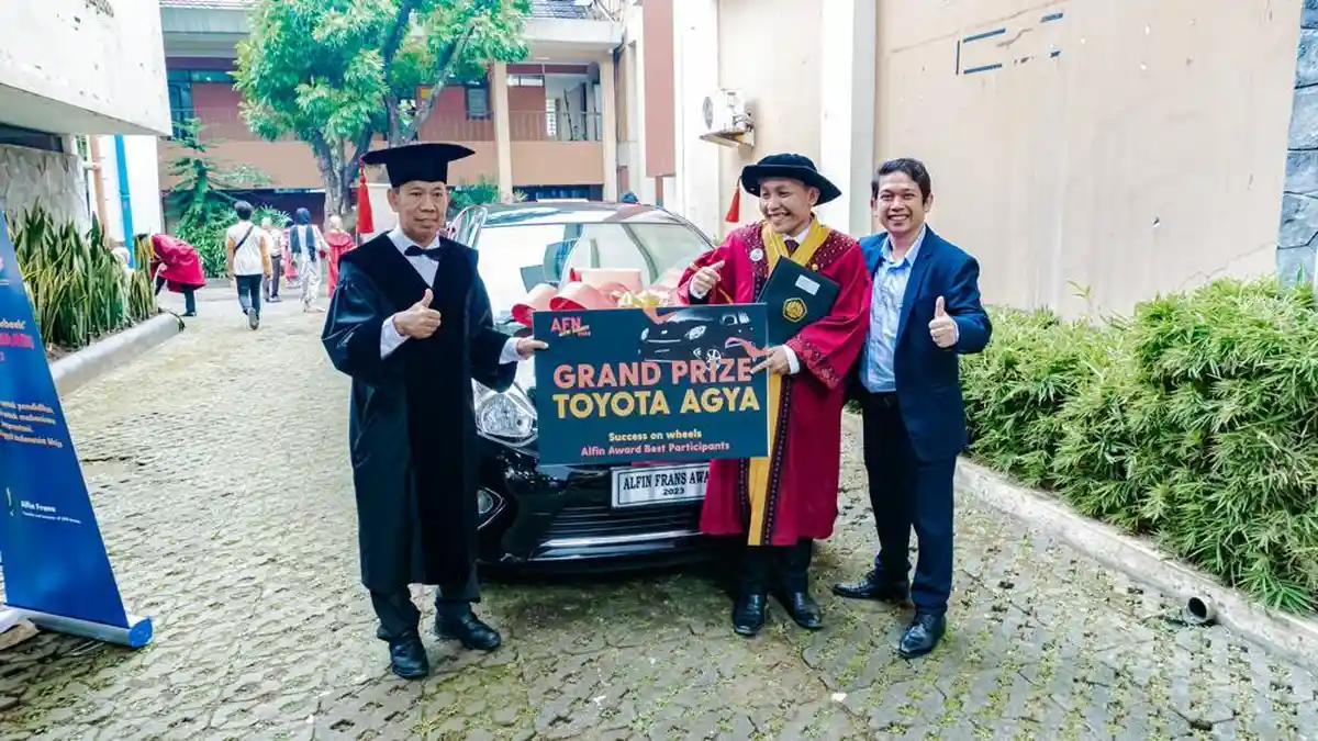 Program Beasiswa Alfin Award Sebagai Dorongan Mahasiswa FH Unpad Terus Berprestasi