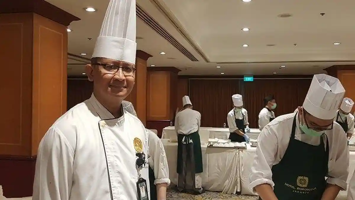 Cerita Chef Hotel Borobudur Terima Kiriman 320 Kg Daging untuk 'Program Dapur Kurban' Pemprov DKI