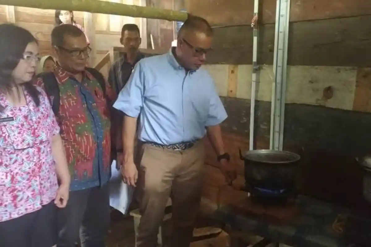 Bara Hasibuan dan Kementerian LHK Resmikan 8 Titik Ipal Dikonversi Jadi Gas di Kampung Jawa