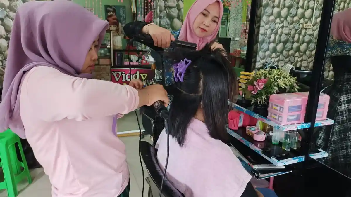 LIPSUS: Rosa Tetap Bertahan, Begini Pelayanannya 
