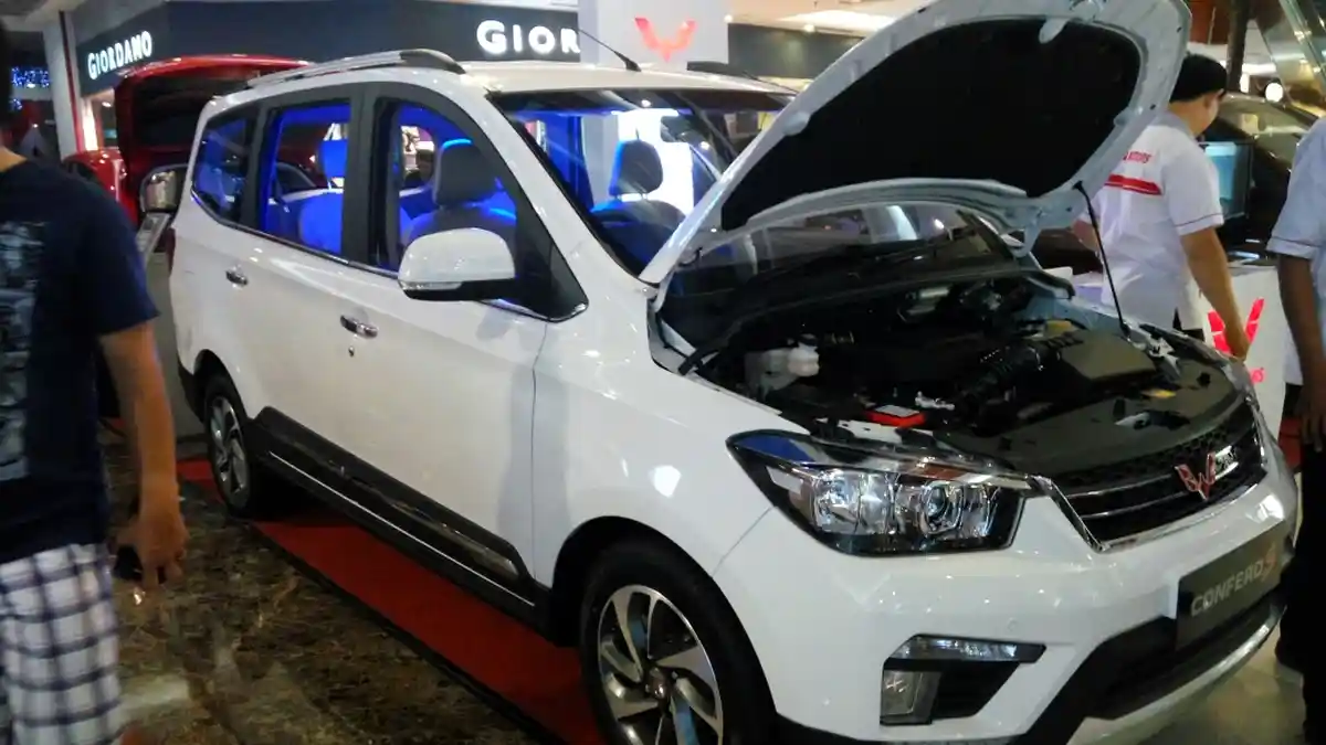 Wuling Invasi Kalbar Dengan 7 Tipe, Ini Daftar Harganya