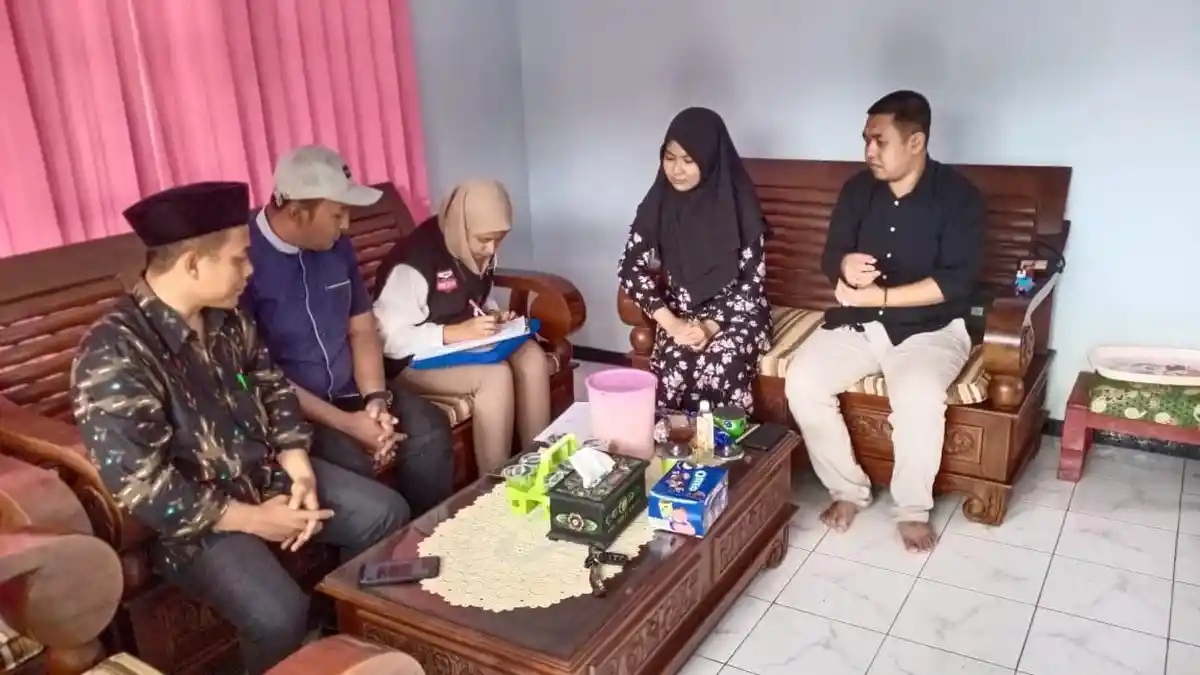 Petugas Pantarlih Mulai Datangi Rumah Komisioner KPU Sumenep Untuk Coklit