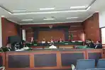Majelis Hakim Tolak Perlawanan Hadi Prayitno dalam Kasus Korupsi Dana IsDB–RMP Unsrat Manado