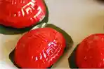 kue-warna-merah_20160603_165019.jpg