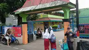 KERACUNAN-MBGB.jpg
