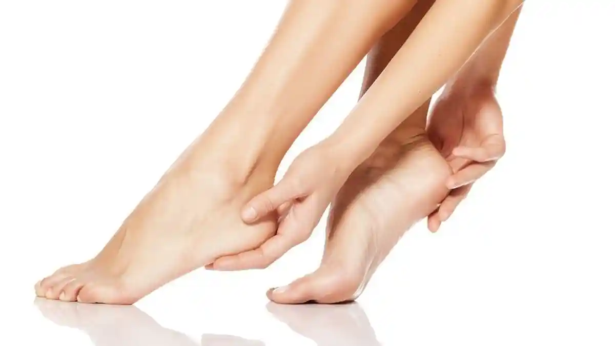 Kulit Kaki Kering dan Pecah-pecah? Haluskan dengan 5 Bahan Alami Ini