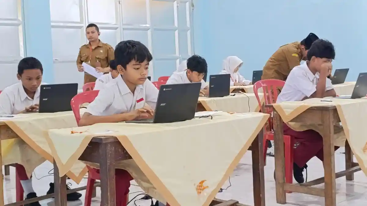 1.193 Siswa SD di Kota Blitar Ikuti TKA, Hari Pertama Berjalan Lancar