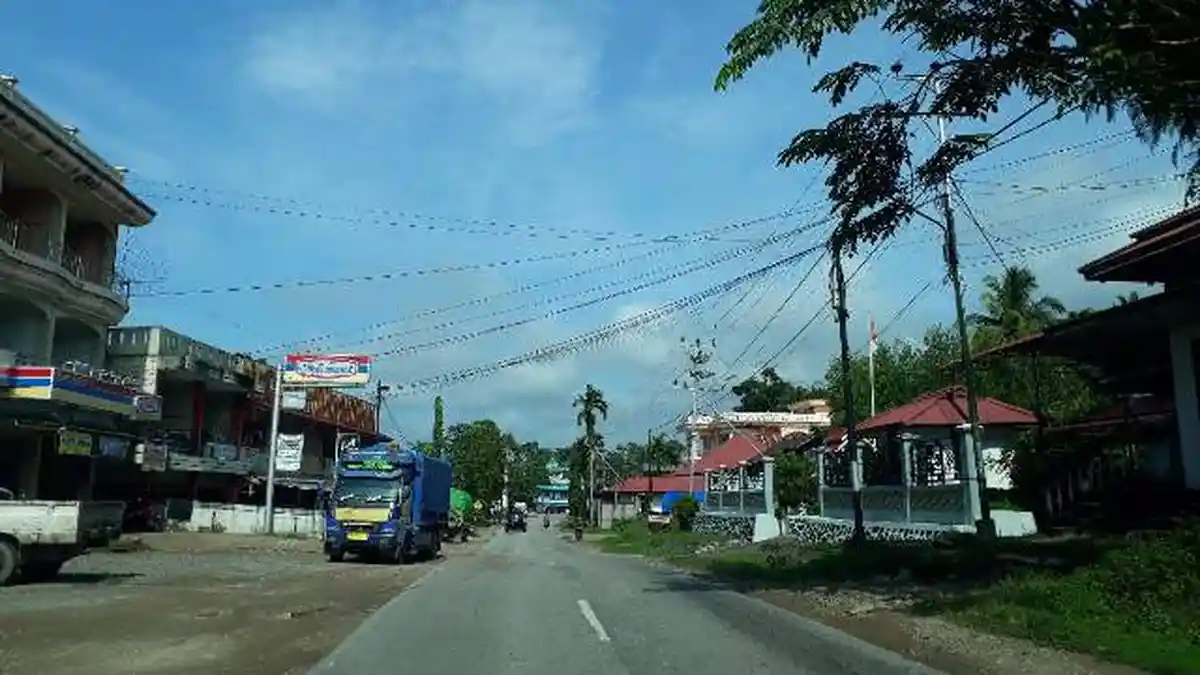 Jalan RE Martadinata Sanggau Terpantau Lengang