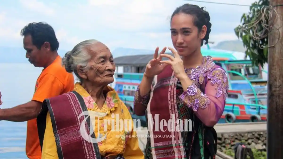 Harunya Pertemuan Alexandra Gottardo dan Nenek 92 Tahun yang Dihukum karena Tebang Pohon Durian
