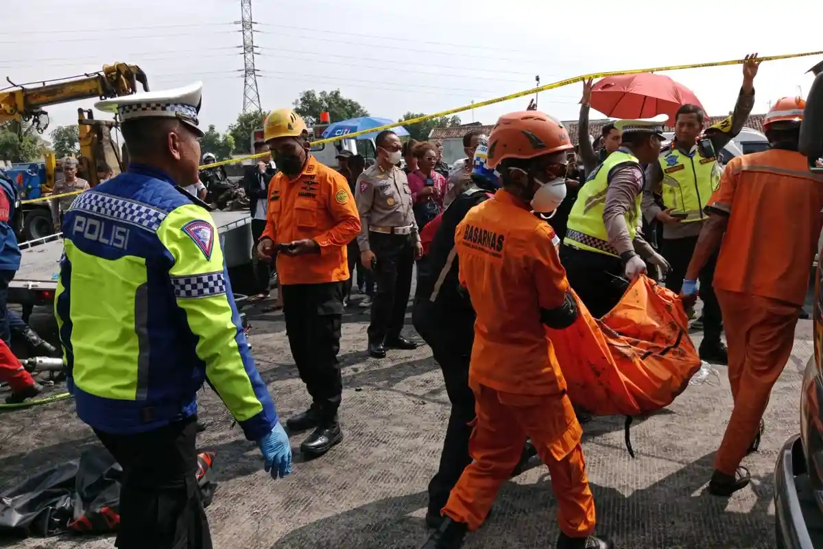 5 Warga Ciamis Jadi Korban Kecelakaan Maut Tol Japek KM 58 Diduga Hendak Mudik