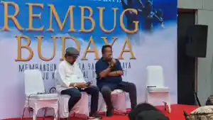 Bacawagub-Rano-Karno-saat-berbincang-dengan-para-seniman-d.jpg