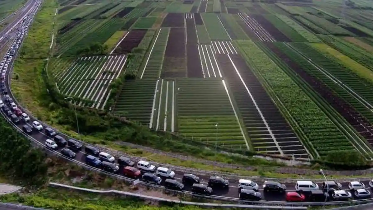Kementerian PUPR Mendesain Jalan Tol Bukan untuk Lebaran