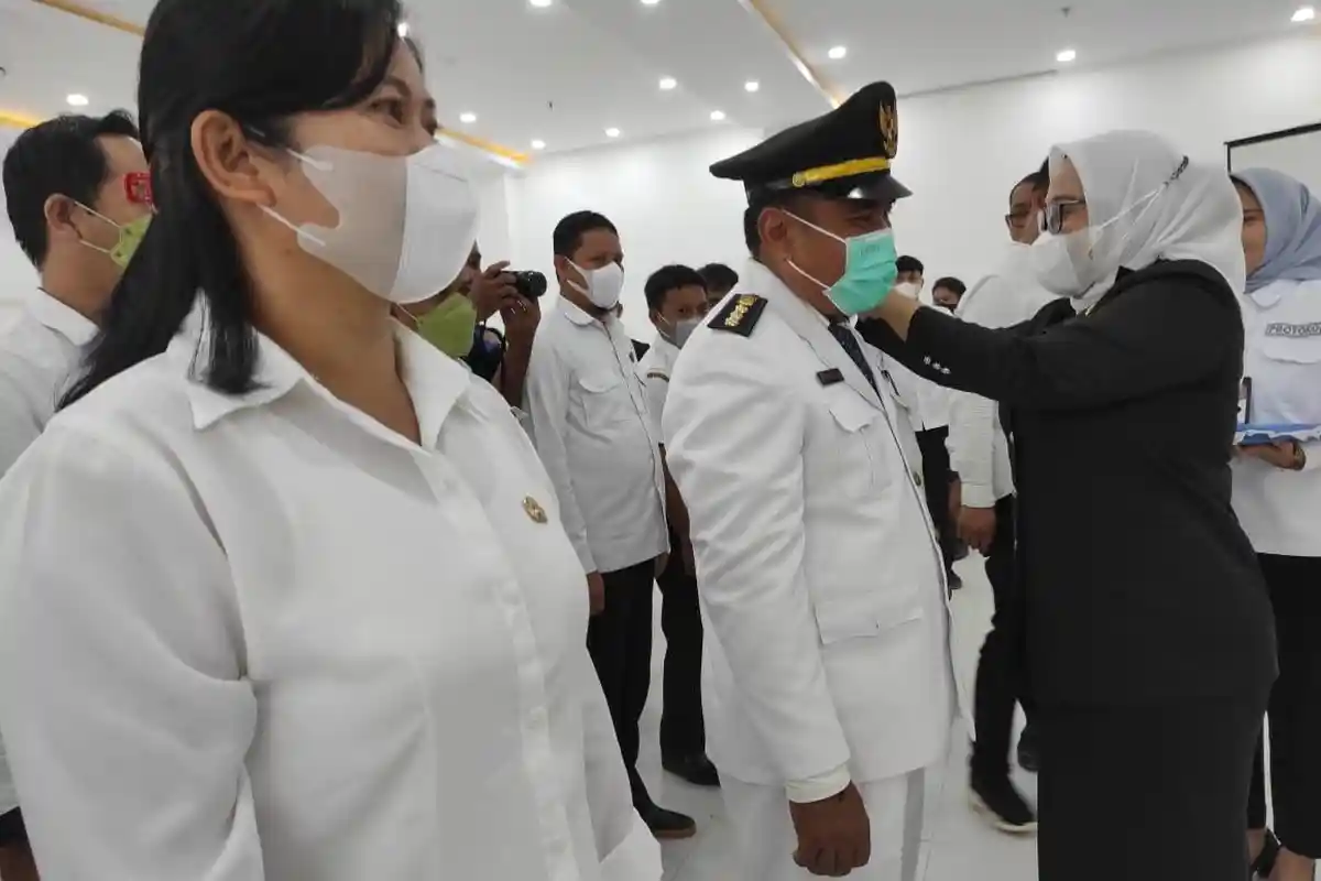 Bupati Mamuju Geser 14 Pejabat Pengawas dan 2 Pejabat Administrator, Berikut Nama-namanya