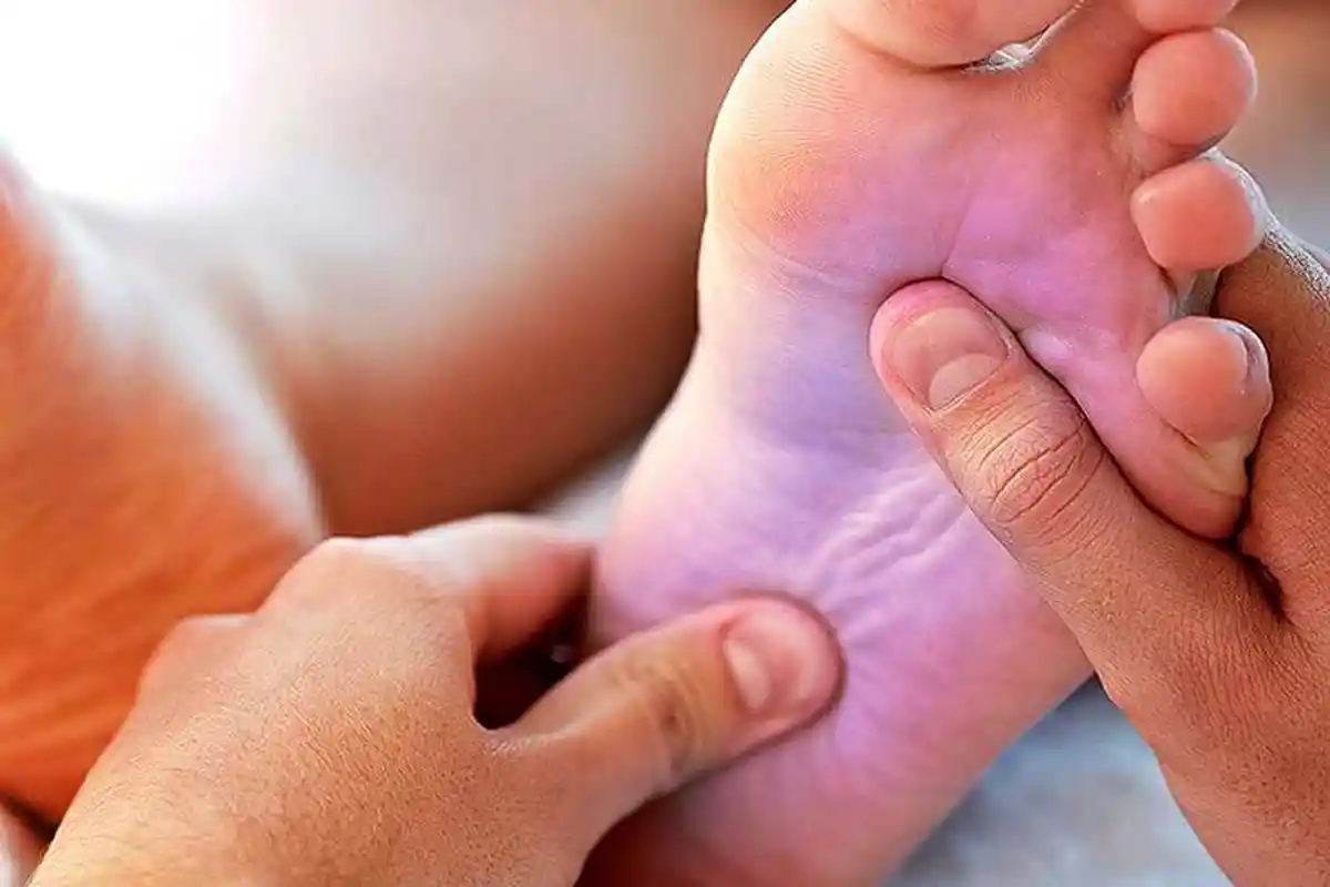 Kaki Terasa Dingin Bisa Jadi Pertanda Penyakit Serius, Berikut Cara Alami untuk Meredakannya