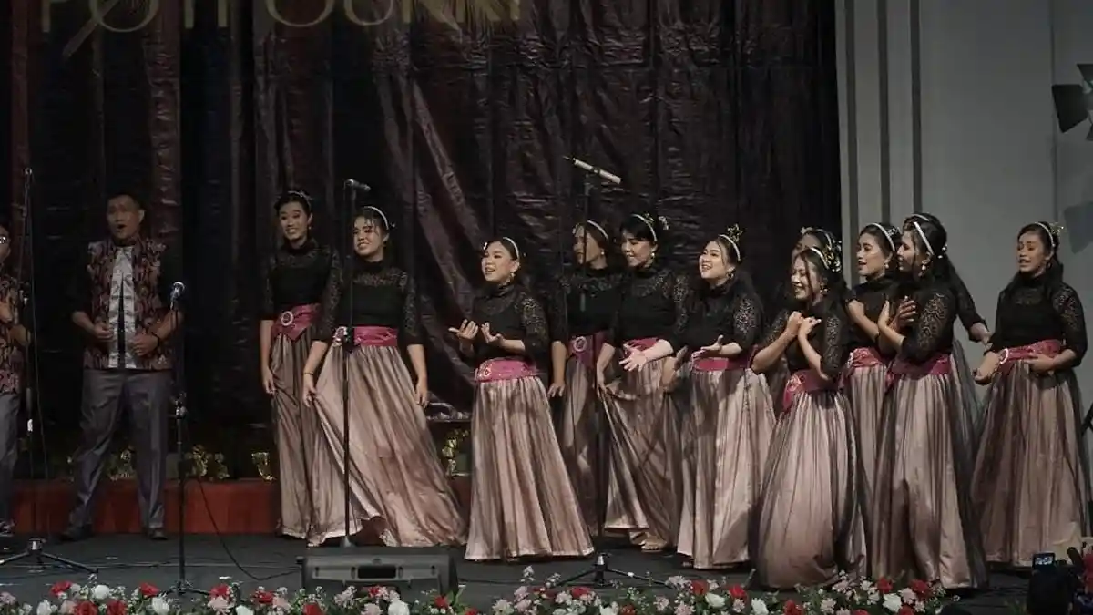Sambut Natal, Lux Aeterna Vocal Ansamble Gelar Konser "A Christmas Potpourri"