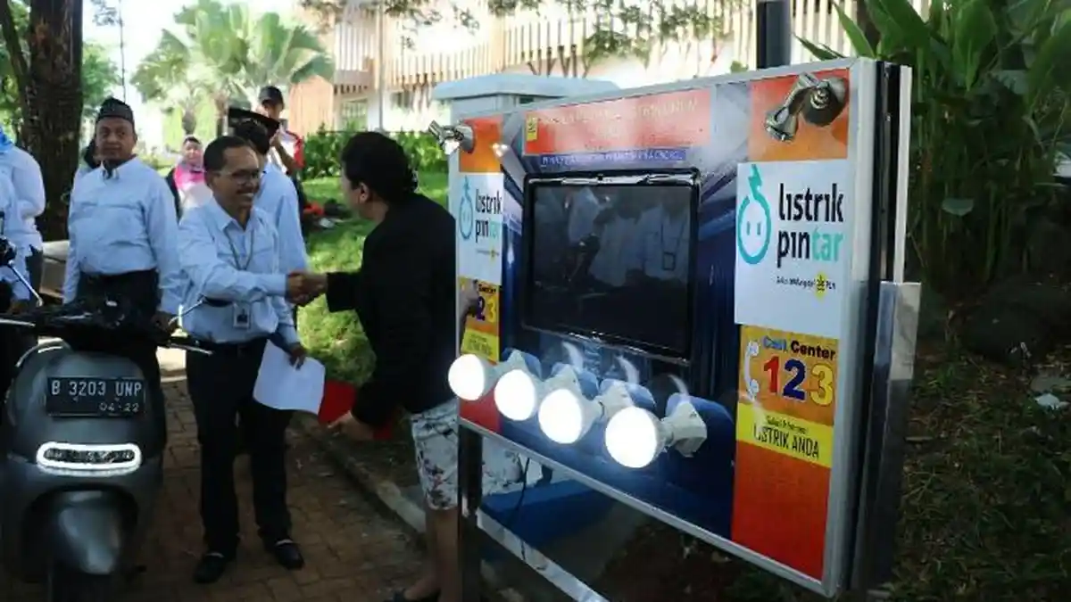 PLN Distribusi Banten Pasang Stasiun Penyedia Listrik Umum di Mal