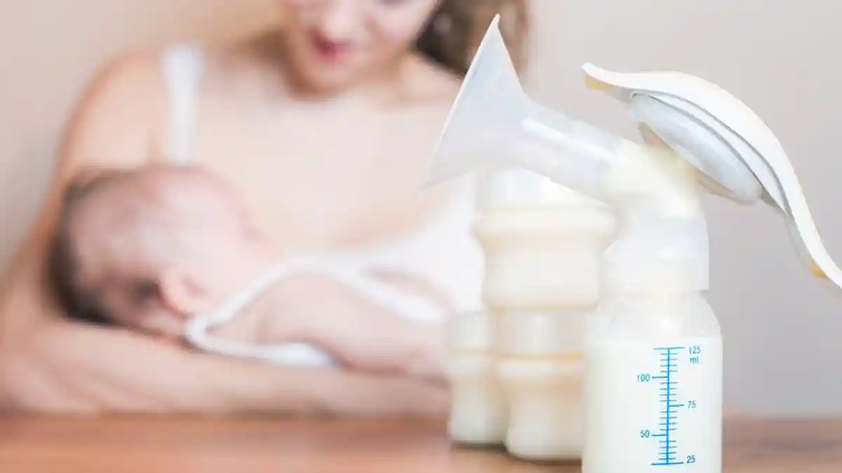 13 Tips Menyimpan ASI Perah yang Aman