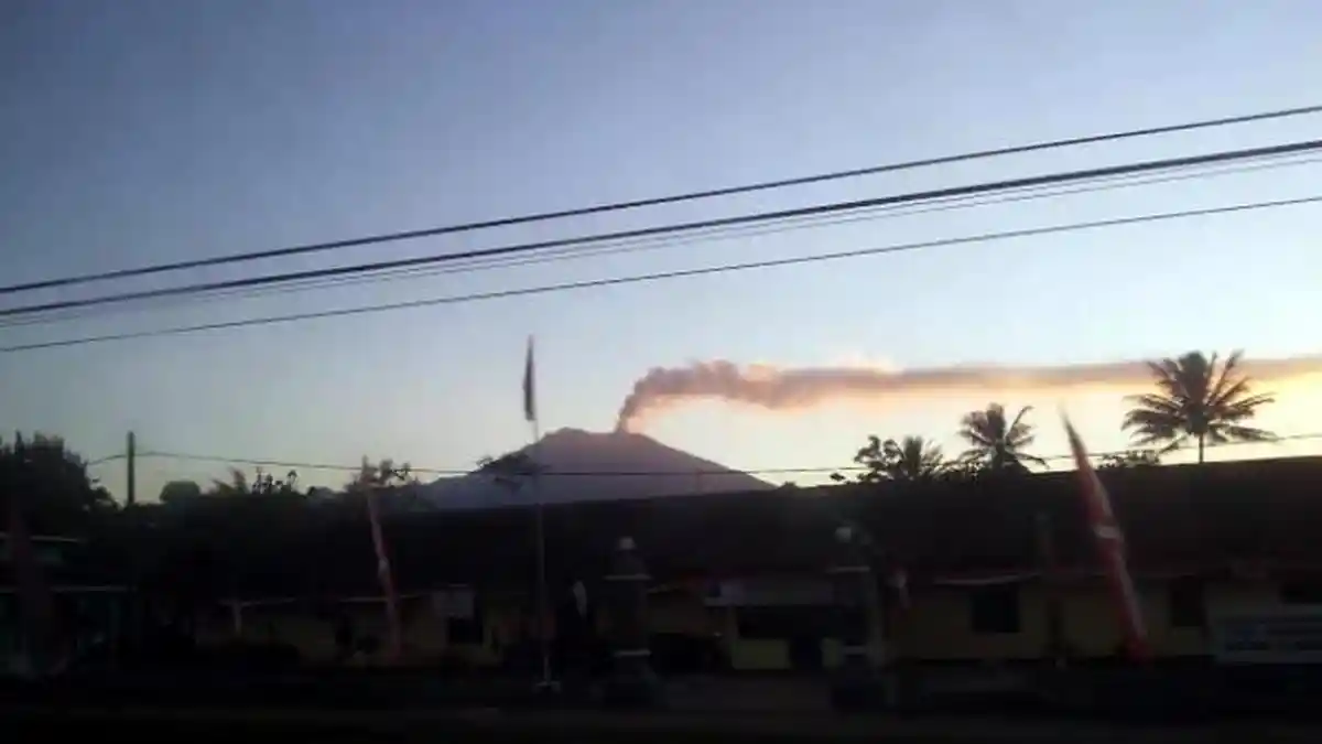 Erupsi Gunung Raung, Sejumlah Maskapai Tak Layani Rute Denpasar