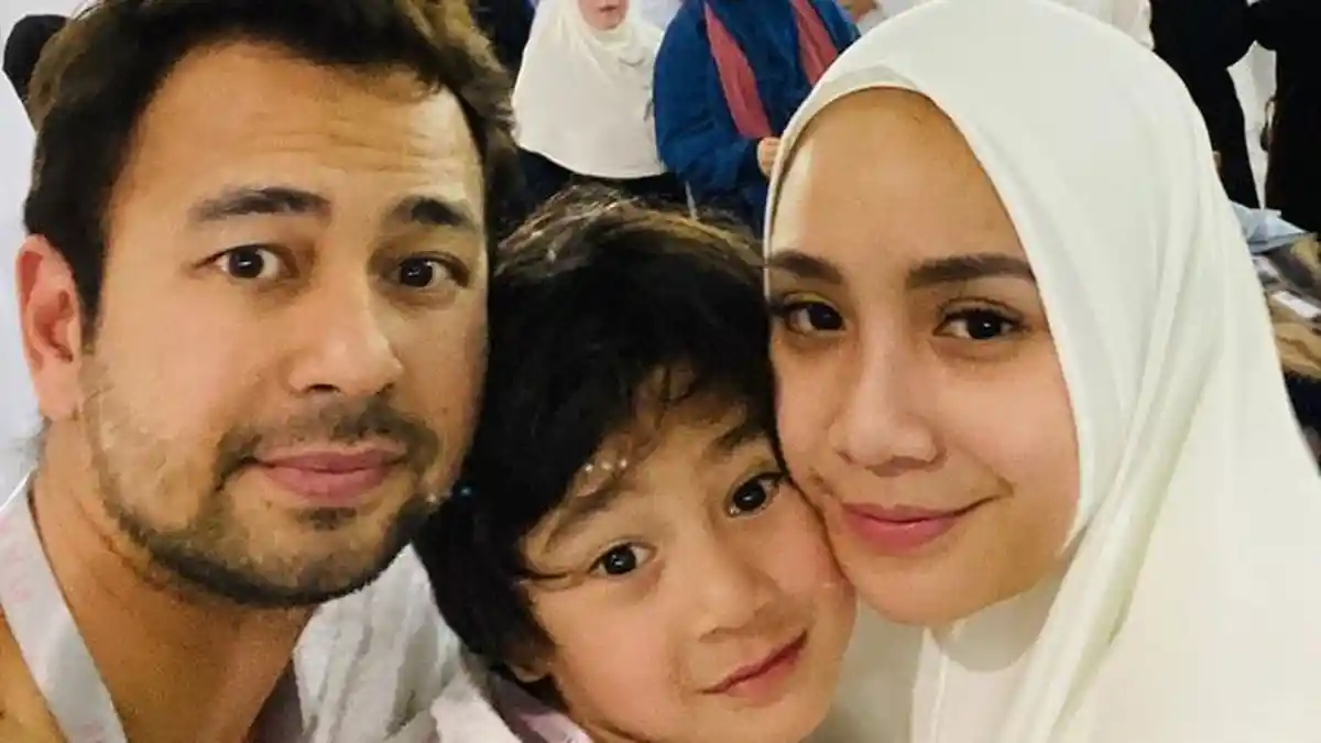 Begini Cara Rafatar Tegur Orang yang Mau Berfoto Bersamanya ketika Umrah, Bikin Haru