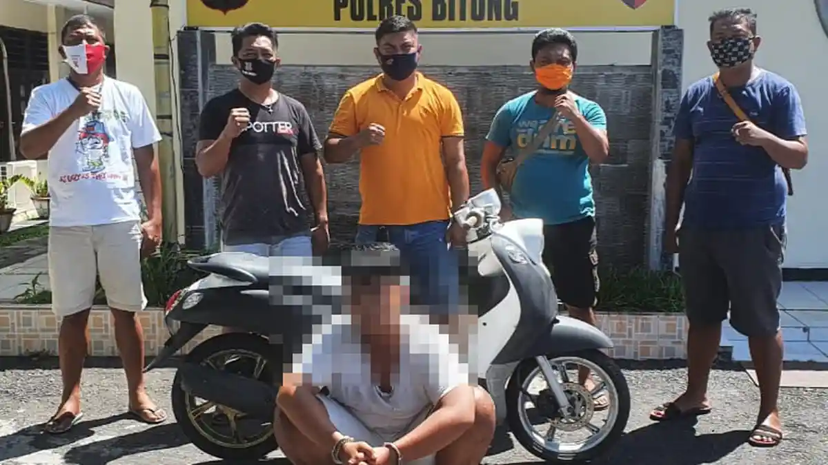 Pria Ini Nekat Curi Motor yang Terparkir di Halaman Sebuah Masjid
