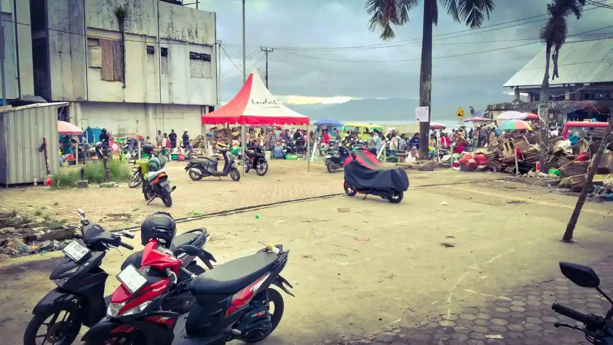 Disperindag Maluku Dirikan 5 Pos Pengaman di Depan Gedung Pasar Mardika