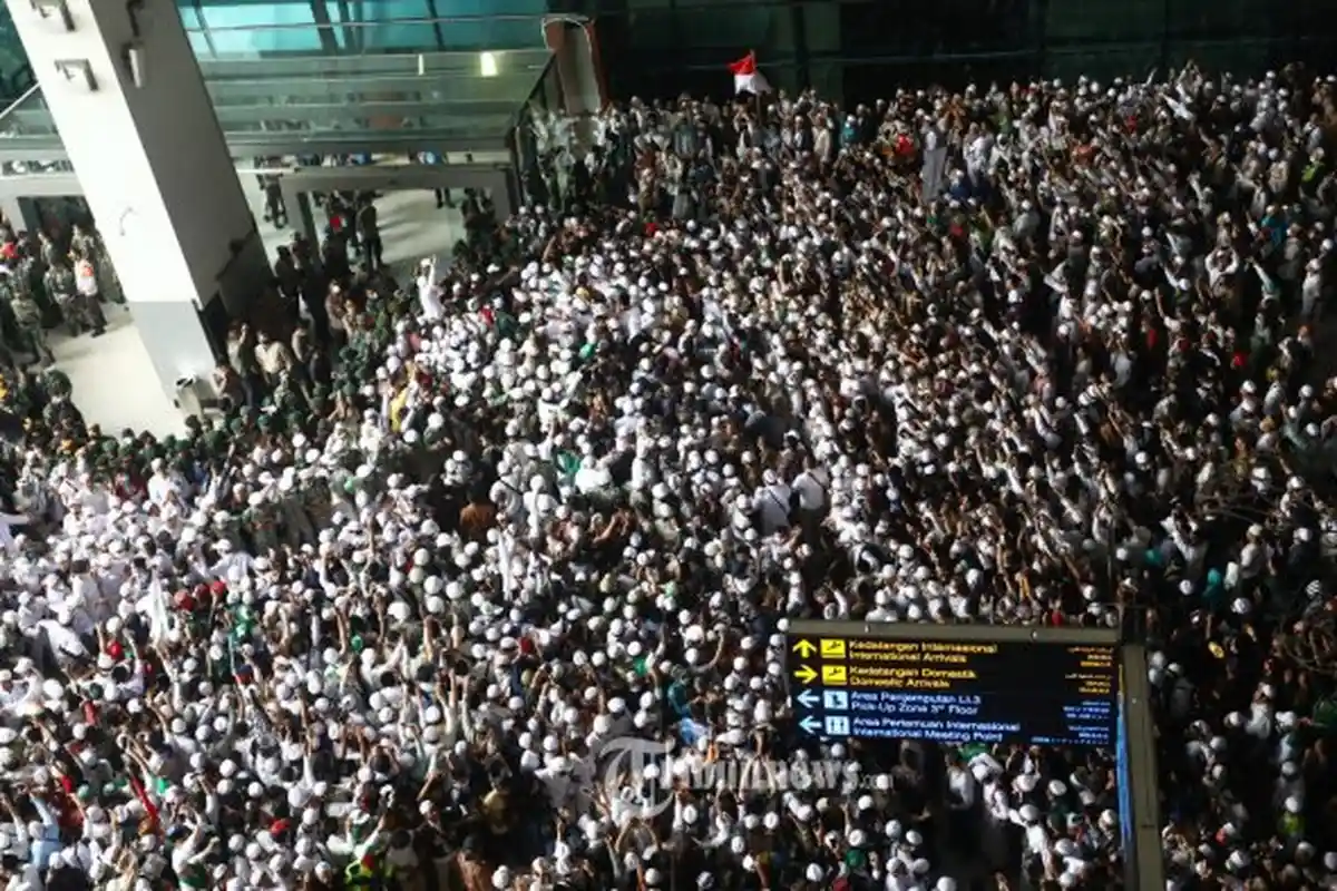 Ridwan Kamil Balas Cuitan Mahfud MD: Mengapa Kepala Daerah Terus yang Diminta Bertanggung Jawab?