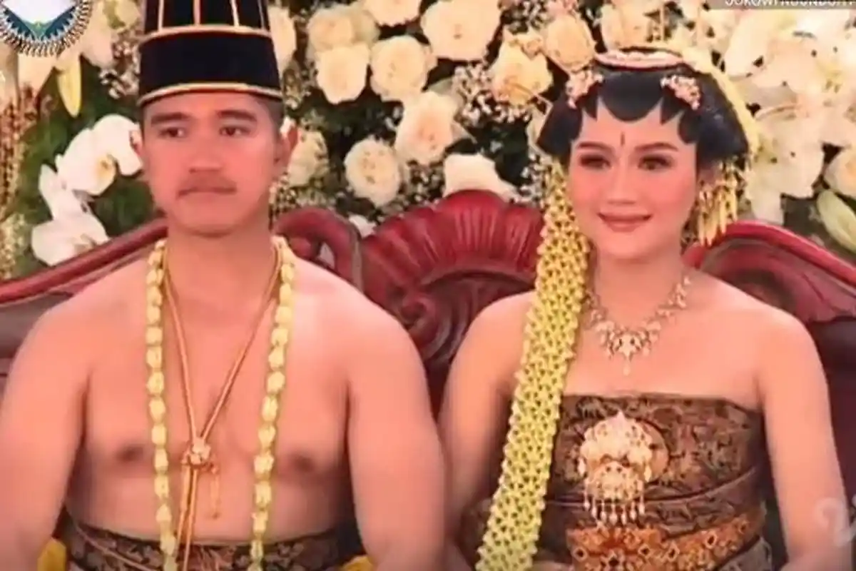 Tumplak Punjen hingga Nyebar Udik-udik, Rangkaian Acara Ngunduh Mantu Kaesang-Erina, Lanjut Kirab