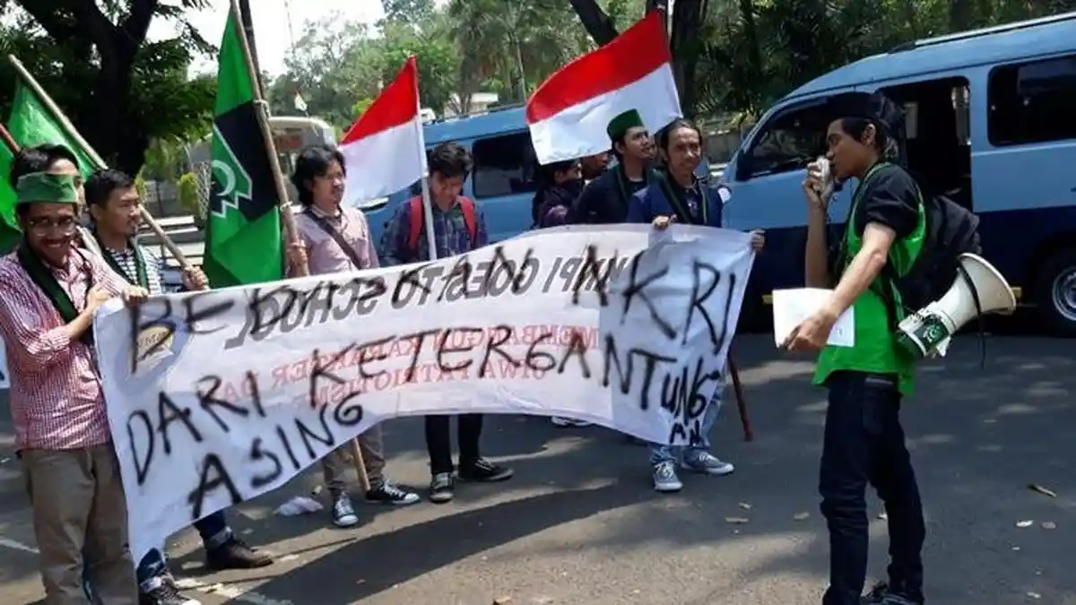 Puluhan Mahasiswa Unjuk Rasa di Tangerang, Minta Pemerintah Bertindak Cepat soal Pelemahan Rupiah