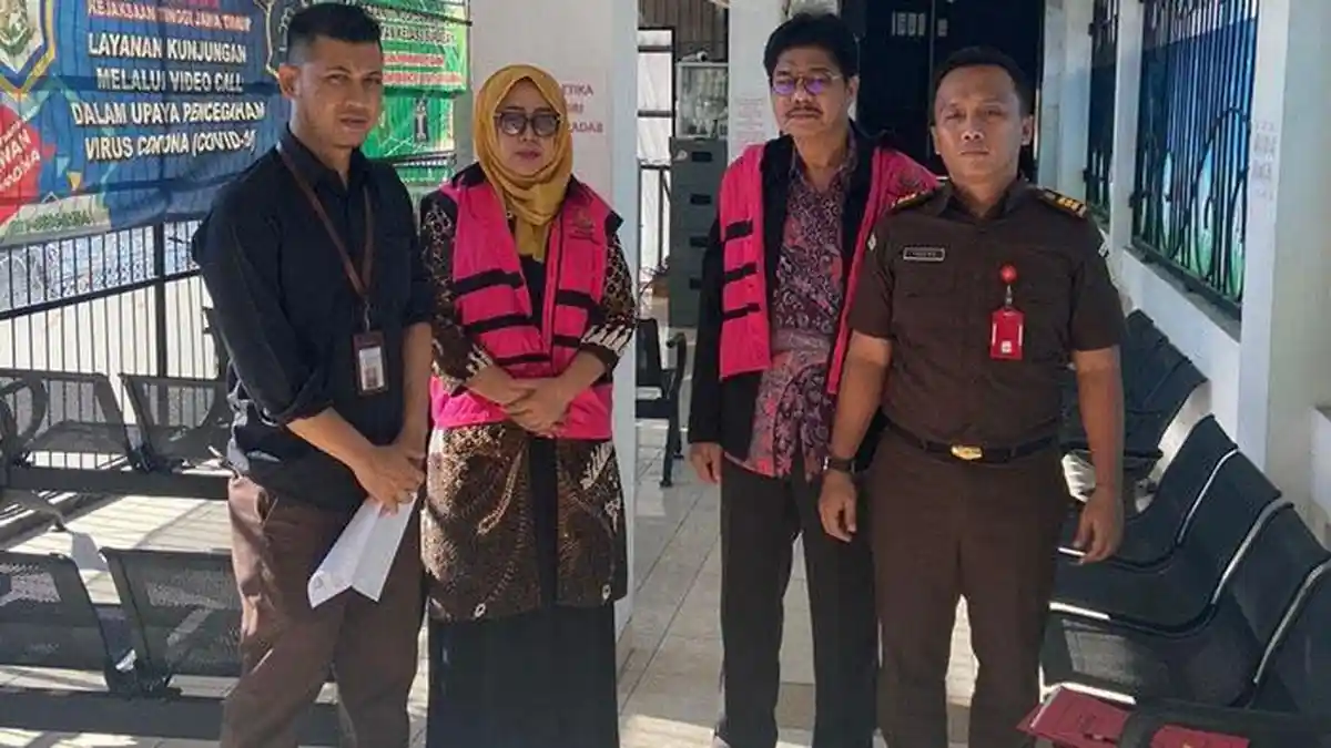 Mantan Kadis Pendidikan Jatim Syaiful Rachman Dijebloskan Penjara ...