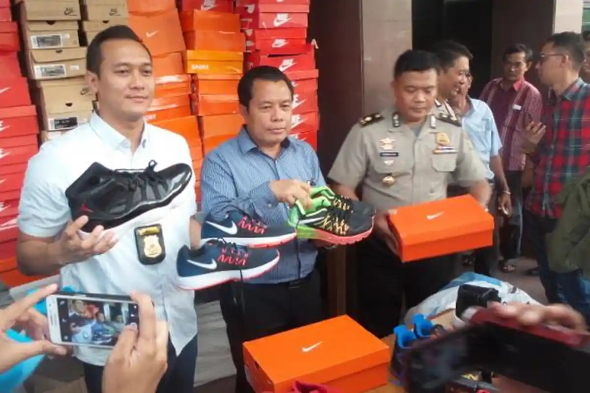 Kena Razia Polisi, Ternyata Dari Negara Inilah Sepatu Nike 'KW Super' Dibuat