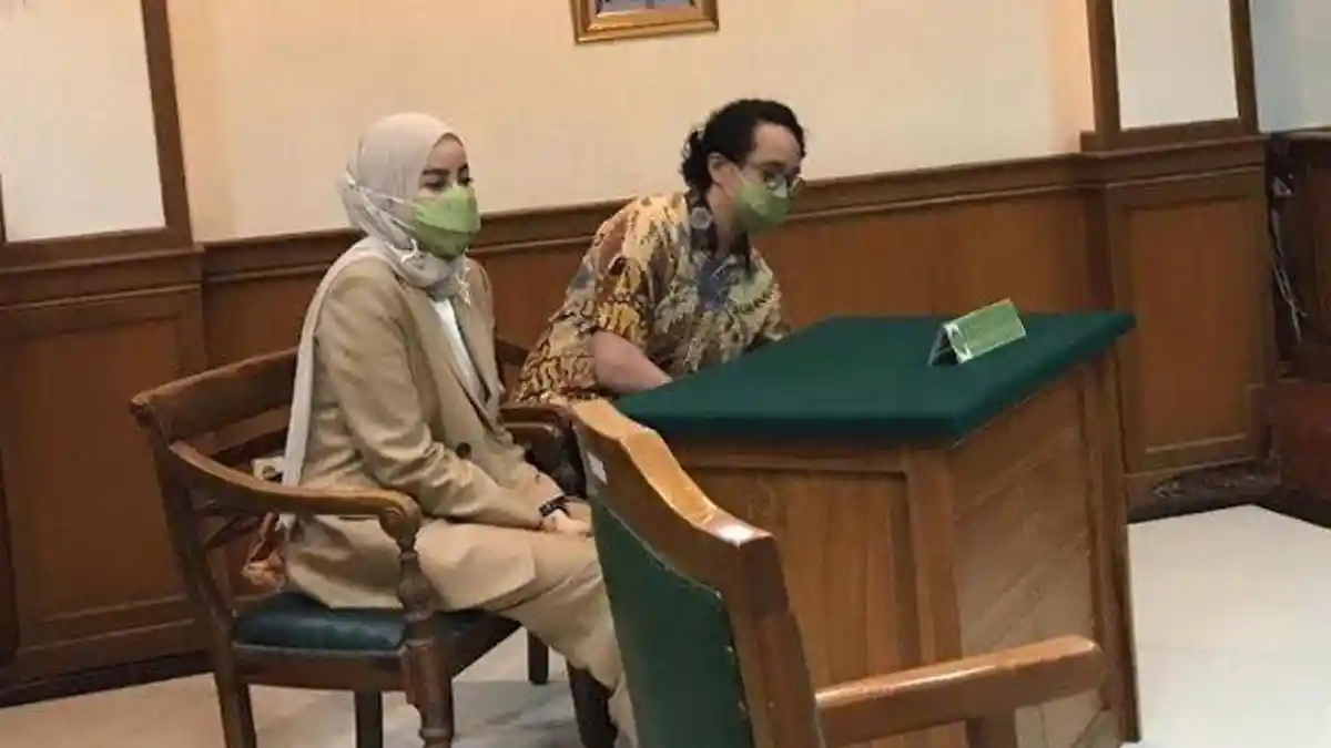Tak Ributkan Soal Anak, Olla Ramlan Bebaskan Dua Anaknya Memilih Ikut Dirinya atau Suami