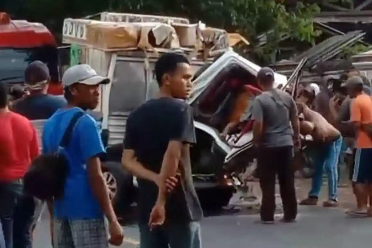 Kecelakaan Maut Mobil Pikap vs Truk Fuso, Suara Tabrakan Bikin Saksi Mata Ngeri