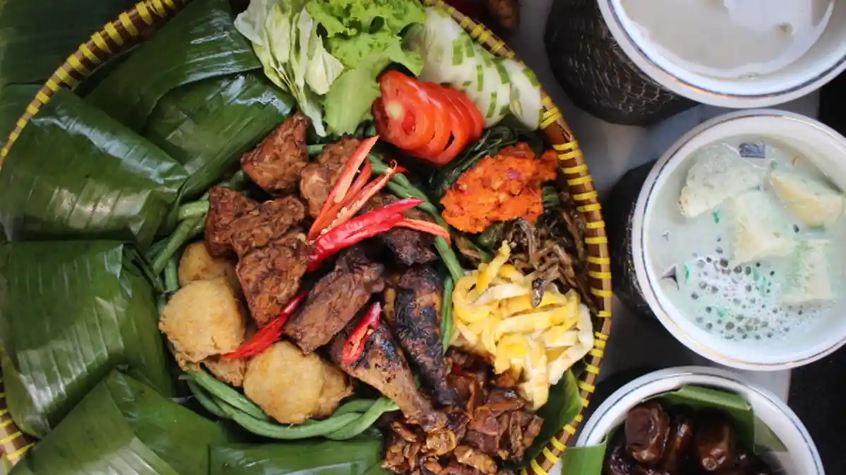 Layanan Buka Puasa 'Keluarga Santap Berlima' ala Royal Singosari Cendana, Sedia Paket Delivery