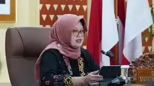 deputi-bidang-statistik-distribusi-dan-jasa-bps-pudji-ismartini-ok.jpg