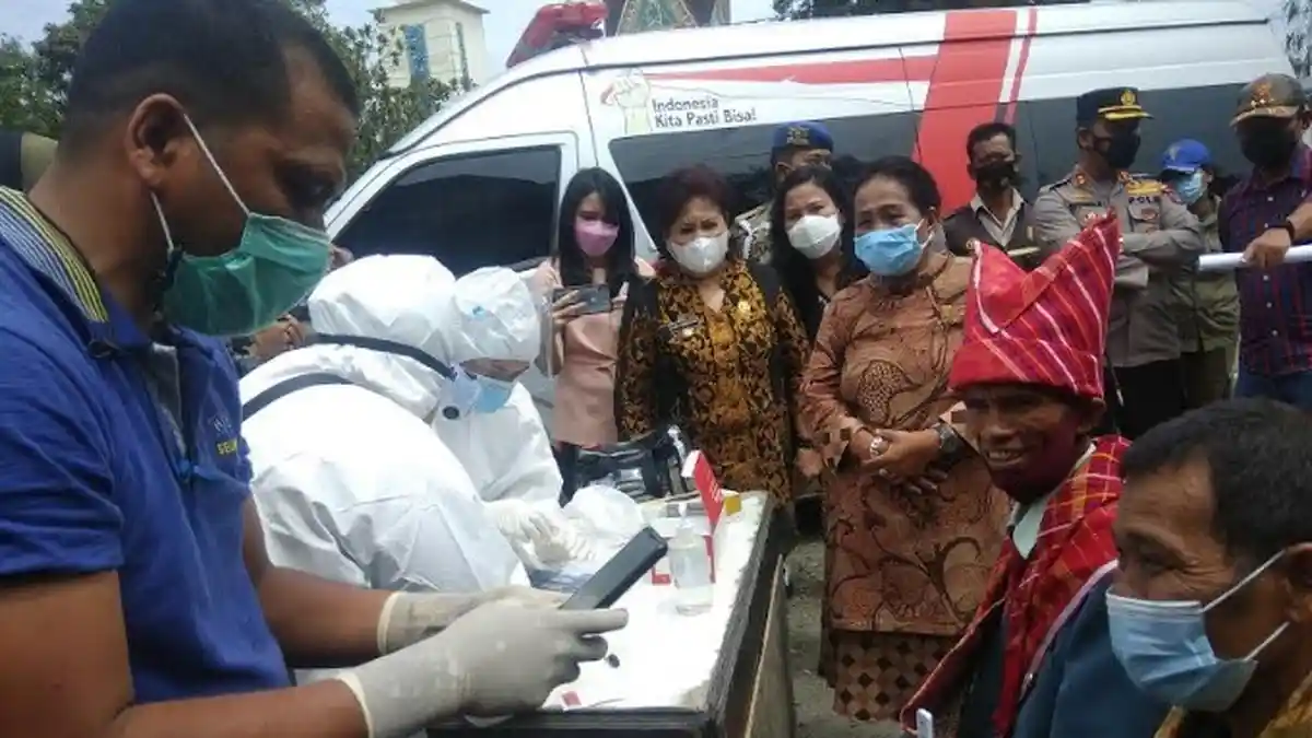 FOTO-foto Sidak Jambur di Karo dan Rapid Antigen, Bupati Cory Sebayang dan Kapolres Turun Langsung